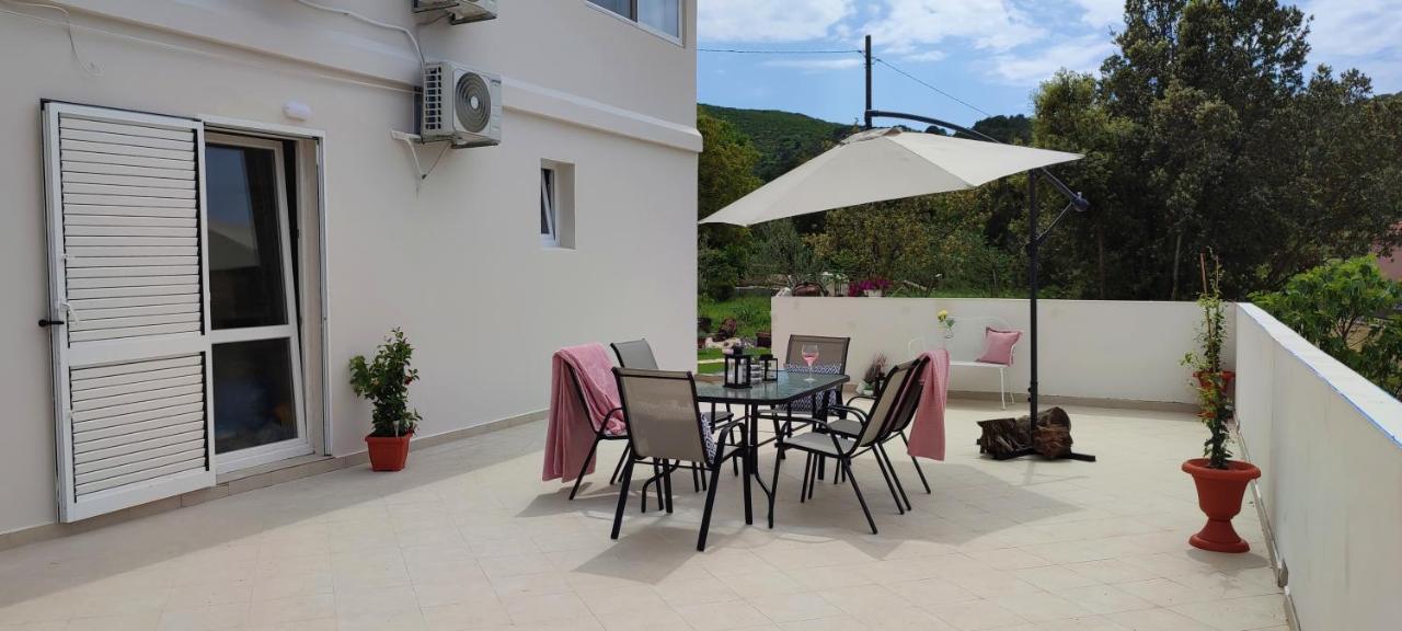 Apartments Villa Mihaela Banj Exterior foto